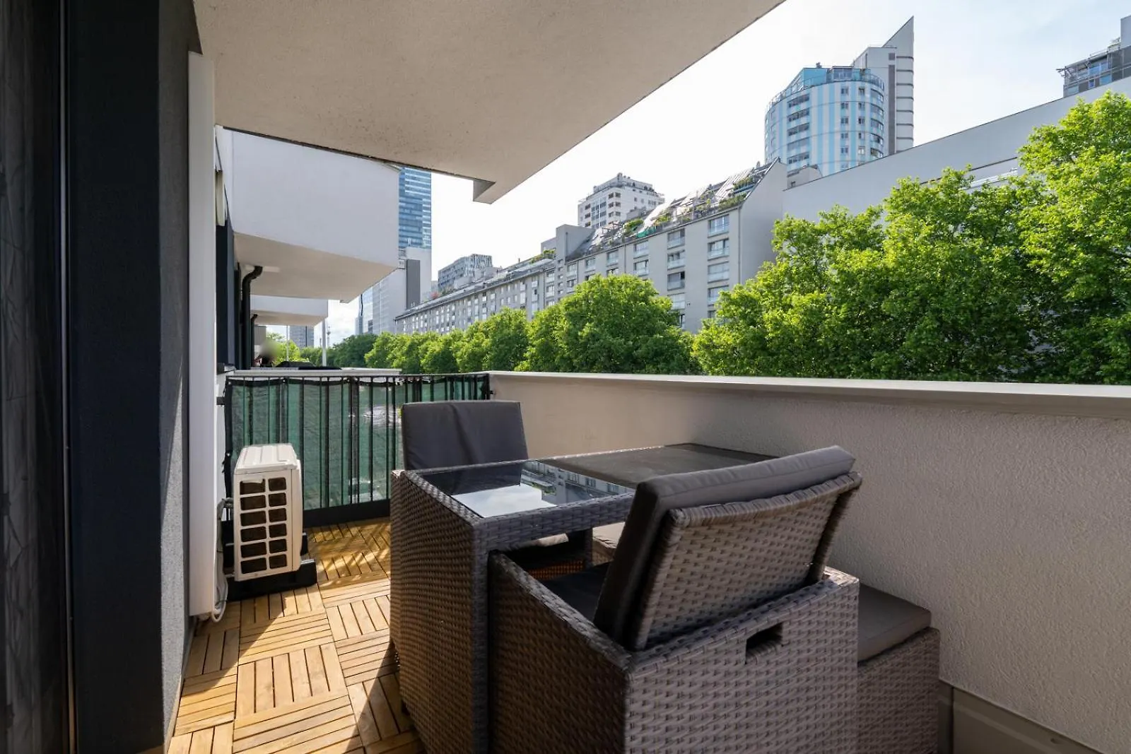 Near Lake Gorgeous Apartment With A Balcony Vienna